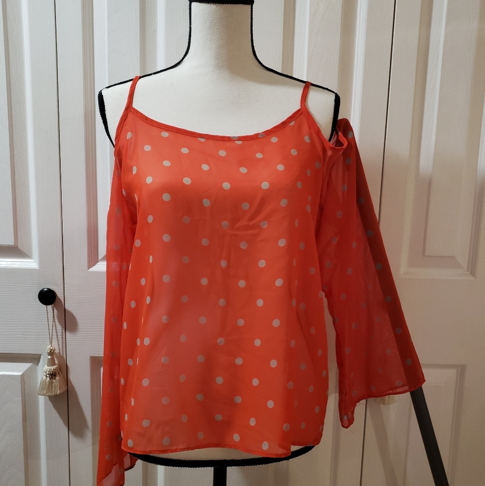 818 SS 818 Cold Shoulder Top